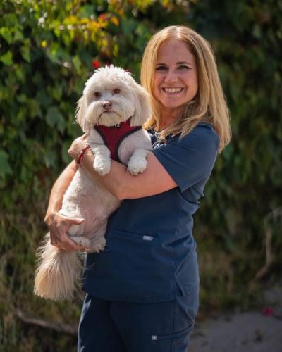 Dr. Annie Hernandez